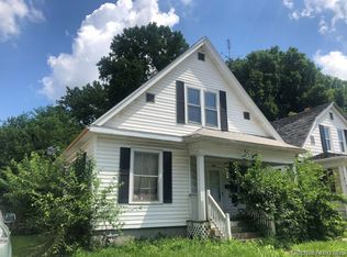 1411 Reservoir St, Springfield, IL 62702