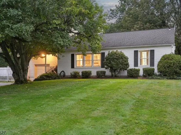 17 Cherry Ln, Mendham Twp., NJ 07945