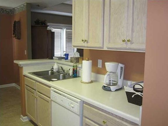 5th image of 14196 Southland Dr