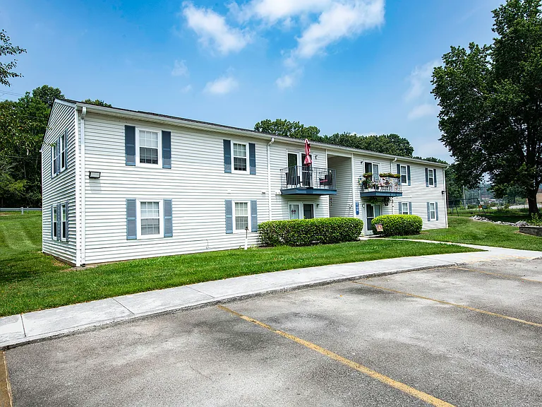 Willow Run Apartments — Photo 4