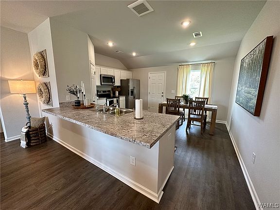 3rd image of 2584 Allanna Ln