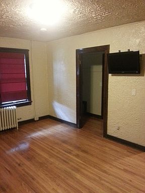 4th image of 904 S 17th St APT A3