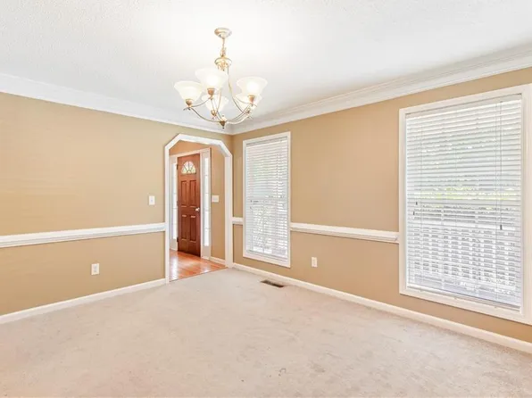 178 Hunters Mill Dr, Hiram, GA 30141