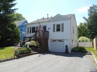31 Evergreen Ave, Haskell, NJ 07420