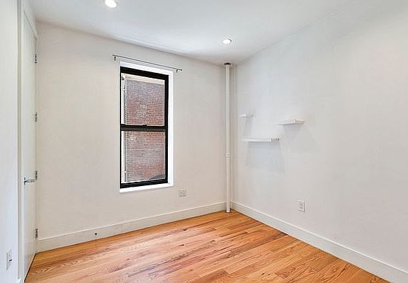 4th image of 143 W 4th St APT 3R