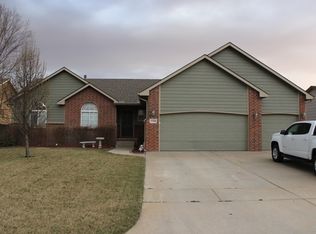 1348 N Lake Edge Cir, Goddard, KS 67052