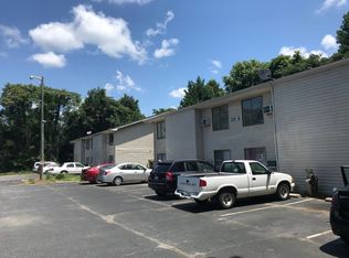 222 Walnut Hill Dr #B-9, Easley, SC 29642
