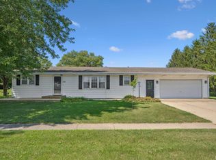 204 S East St, Annawan, IL 61234