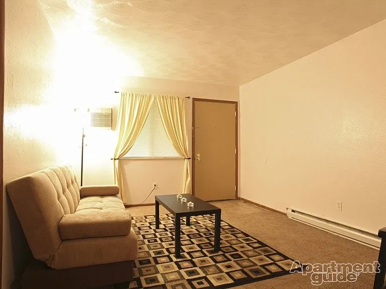 Parkside Apartments — Photo 25