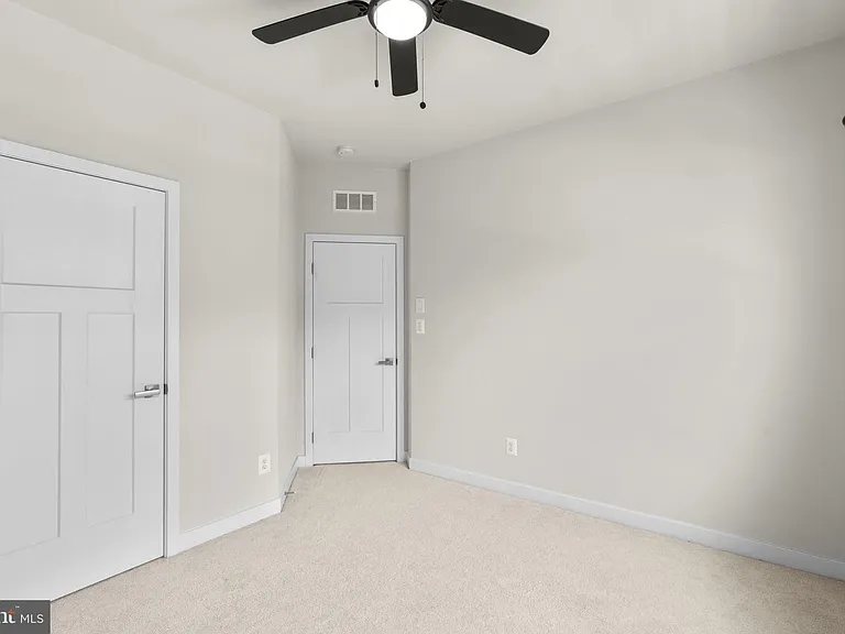 10706 Larkswood St — Photo 28