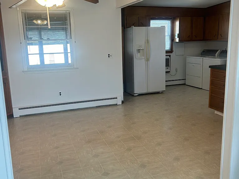 36 Charles St #2 — Photo 2