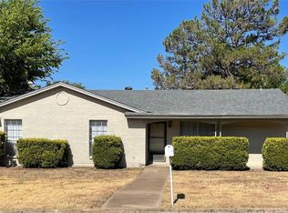 221 Rolling Hills Dr, Aledo, TX 76008