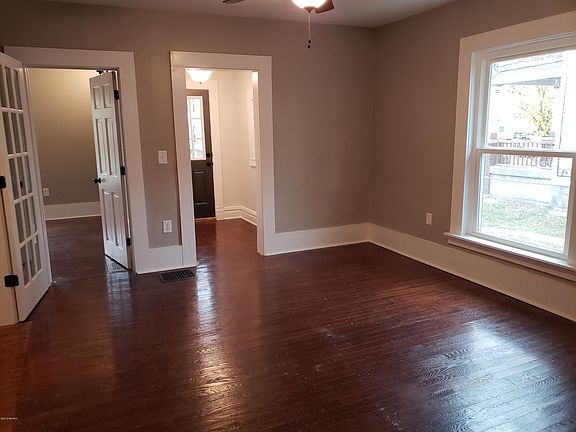 3rd image of 852 Kalamazoo Ave SE