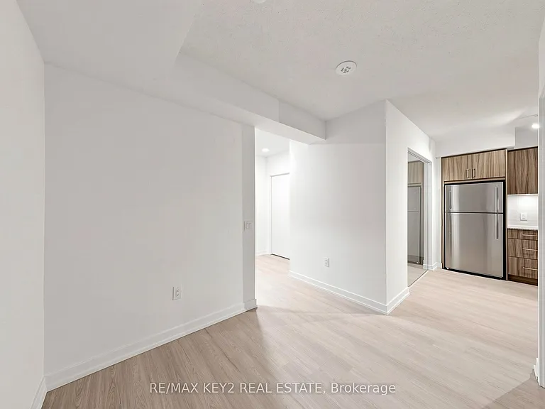 4010 Eglinton Ave W #216 — Photo 5