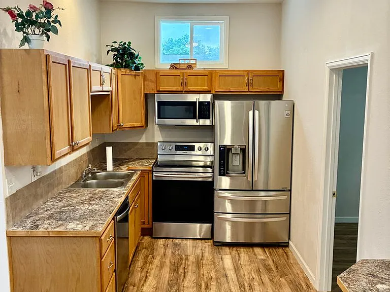 1342 N Washington Ave #1342 — Photo 4