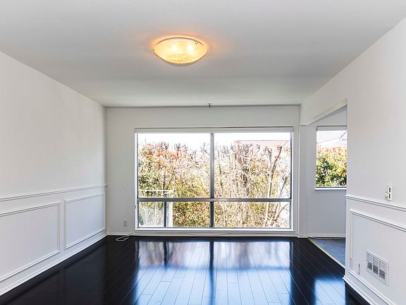 5th image of 2635 Fillmore St APT 205