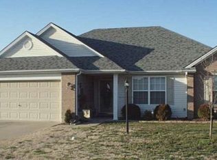 7968 Cedar Point Dr, Newburgh, IN