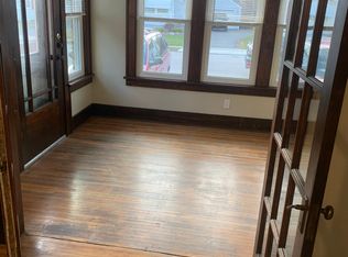 78 Salisbury Ave, Hamburg, NY 14075