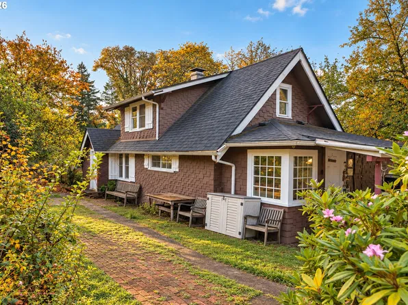8025 Sawtell Rd, Sheridan, OR 97378