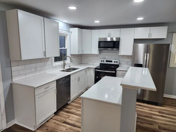 203 Inman Rd, Mount Airy, NC 27030
