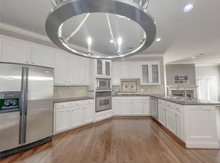 2201 Austin St, Houston, TX 77002