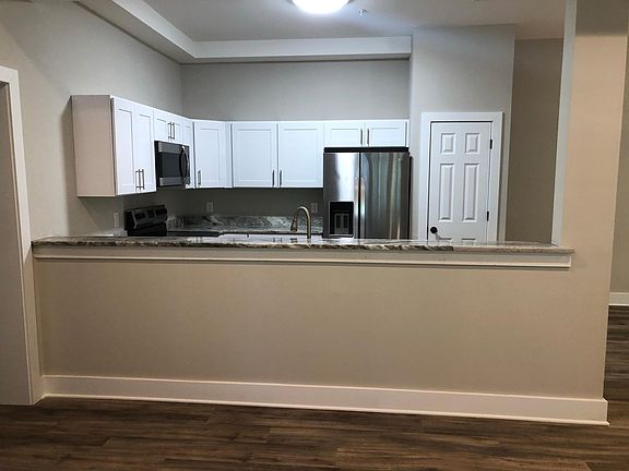 2nd image of 10369 N Highway 17 Unit 1