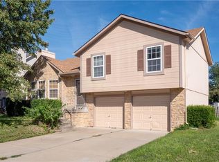115 NW 114th Ter, Kansas City, MO 64155