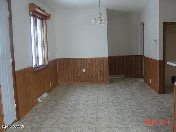 5th image of 105 S 1st Ave