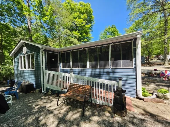 30 Hemlock Vlg, Vernon Twp., NJ 07461