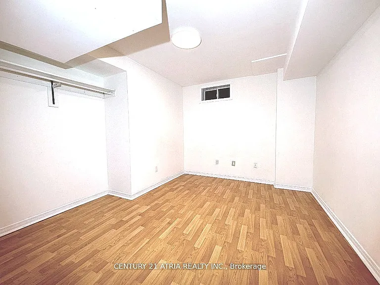 22 Sweet Water Cres #BASEMENT — Photo 6