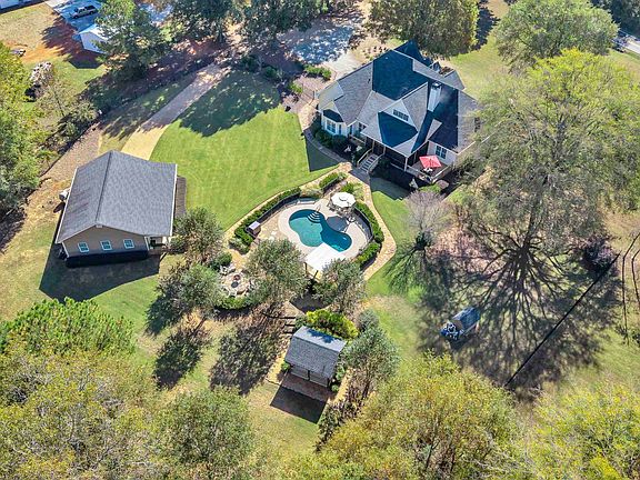 3rd image of 1421 Jack Malcom Rd