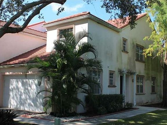 2nd image of 9812 Royal Palm Blvd
