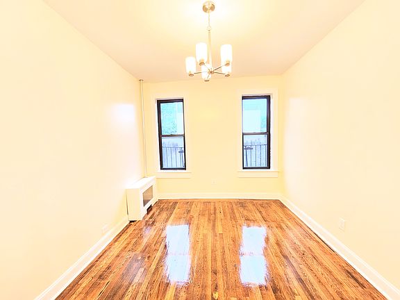 4th image of 2525 Bedford Ave #C14