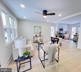 12 Cloverdale Rd, Blackwood, NJ, 08012