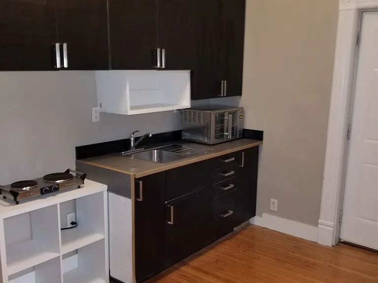 1302 S 31st St #1 — Photo 2