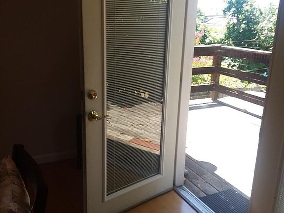 3rd image of 3407 Mount Saint Helena Dr