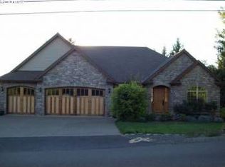 21215 S Sweetbriar Rd, West Linn, OR 97068