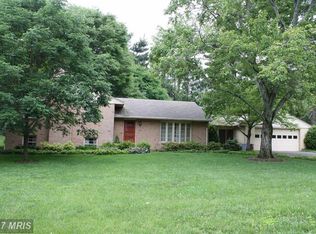 3006 Center Dr, Ellicott City, MD 21042