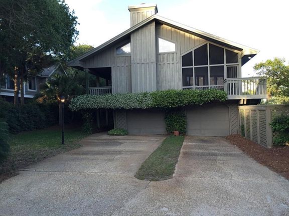 2nd image of 30 Beachwood E