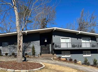 3132 Ryecroft Rd, Mountain Brook, AL 35223