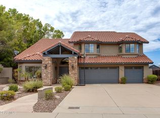 1067 E Seminole Dr, Phoenix, AZ 85022