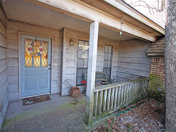 5th image of 3109 Lake Forest Dr