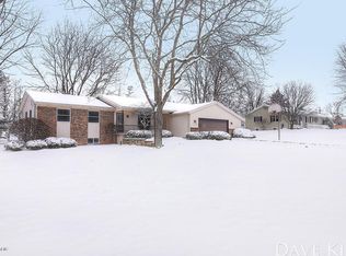 6865 Glencreek Dr SE, Caledonia, MI 49316