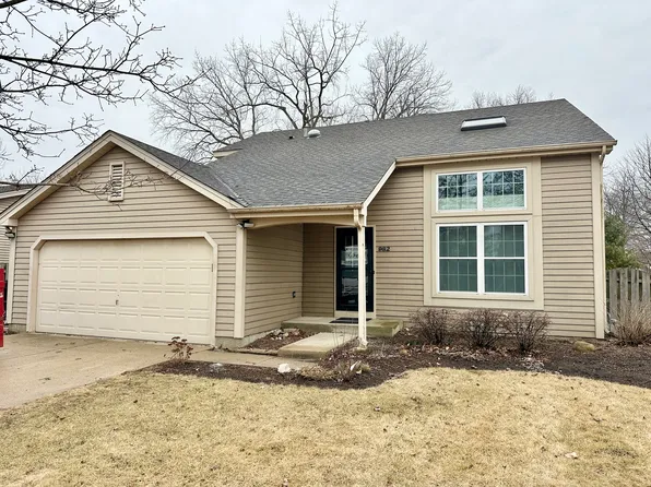 982 Bennington Dr, Crystal Lake, IL 60014