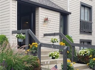 6300 Greenwood Pkwy APT 103, Northfield, OH 44067
