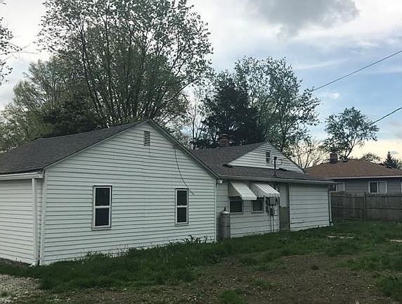 2nd image of 3220 S Temple Ave