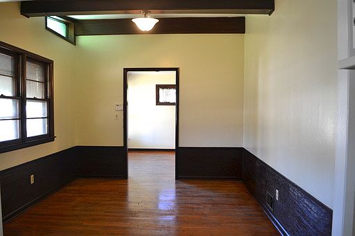 3rd image of 3502 S Euclid Ave