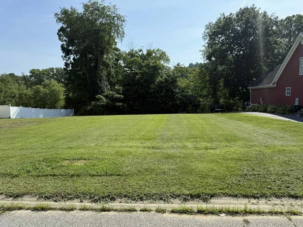 14 Levisa Dr, Louisa, KY 41230