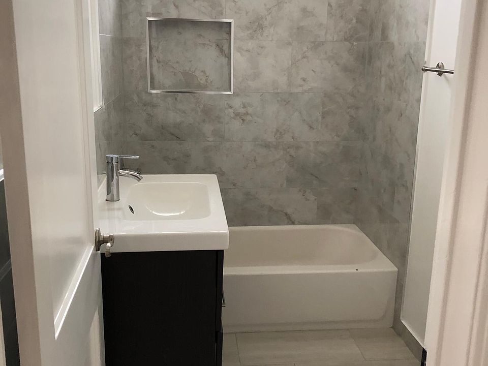 1st image of 2838 Ashmont Ave