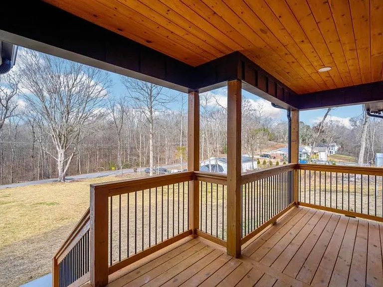 8806 Nelson Rd — Photo 4